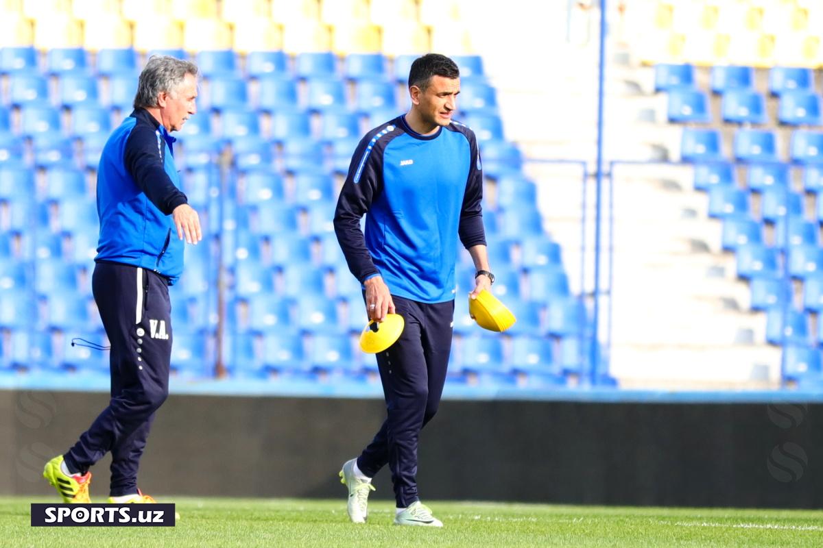 Porno multfilm Ishamarxonning uchta bogatiri